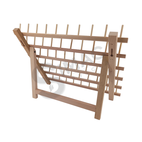 Le modèle de Support en bois pour 60 bobines de fils  -