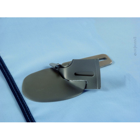 Le modèle de Pose biais double pli 36mm Baby Lock  -  B0421S02A
