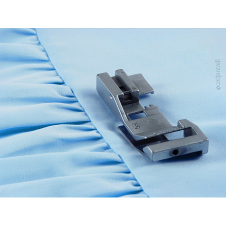 Le modèle de Pied pour fronces pour surjeteuses Baby Lock  -  B5002S03A